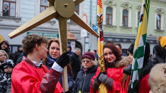 Orszak Trzech Króli na ulicach Tarnowa [zdjęcia]