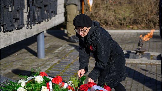 Tarnów. Uroczystości z okazji rocznicy wyzwolenia KL Auschwitz [ZDJĘCIA]