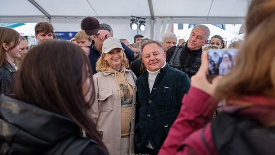 Deszczowa aura nie przeszkodziła w kulinarnym święcie na tarnowskim rynku [zdjęcia]