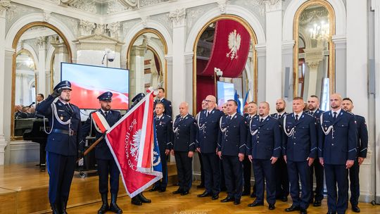 Tarnowscy policjanci świętowali w Sali Lustrzanej [zdjęcia]