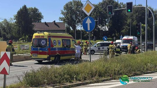 Wypadek w Zgłobicach. Dwie osoby ranne! (zdjęcia)