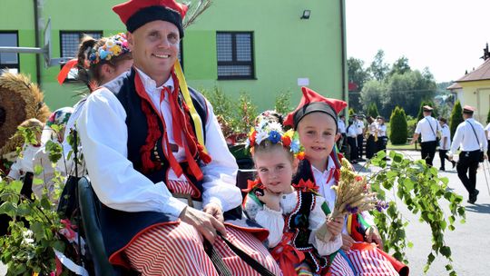 Dożynki gminy Gnojnik w Uszwi [zdjęcia]