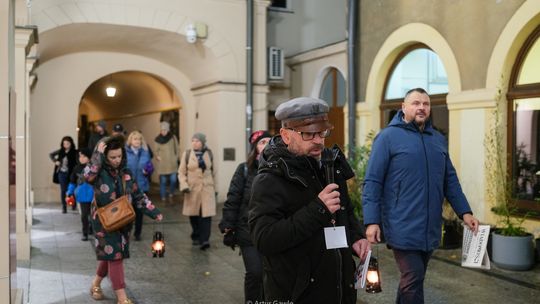 Nocne zwiedzanie Tarnowa z przewodnikiem [zdjęcia]