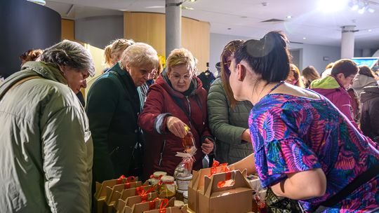 Fotorelacja z Babskiego Poniedziałku, który odbył się 17 listopada w Centrum Sztuki Mościce
