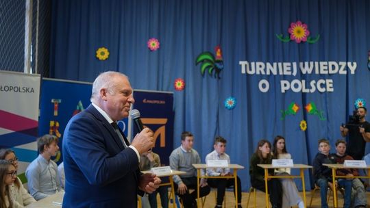 Finał „III Międzyszkolnego Turnieju Wiedzy o Polsce” w Tarnowie [zdjęcia]