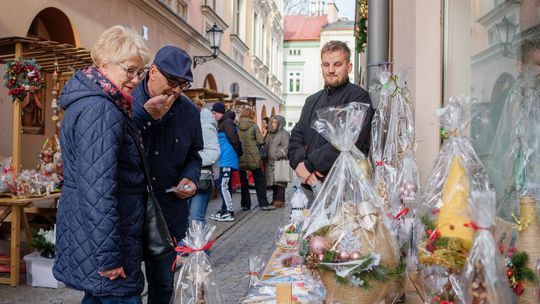 Kiermasz przed Aniołowem [zdjęcia]