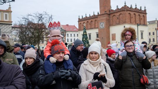 Barwny Orszak Trzech Króli przeszedł ulicami tarnowskiej starówki [zdjęcia]