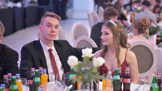 Studniówka Zespołu Szkół Licealnych i Technicznych w Wojniczu [zdjęcia]