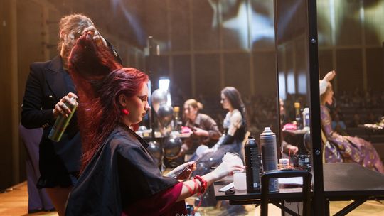 Fryzjerska magia w Tarnowie – relacja z XVI Młodzieżowego Tarnowskiego Festiwalu Fryzjerskiego! [dużo zdjęć]