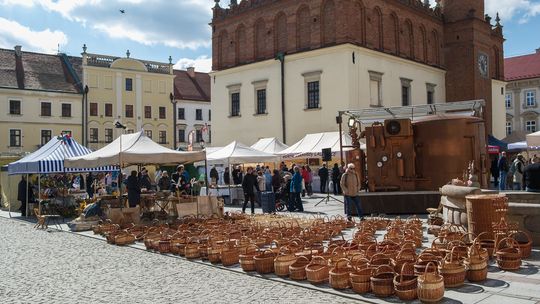 Jarmark Wielkanocny w Tarnowie – do niedzieli na Rynku [zdjęcia]