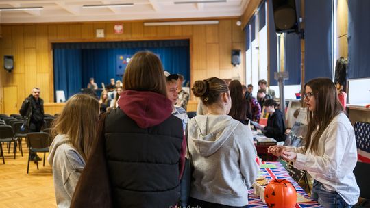 Dzień otwarty w Zespole Szkół Technicznych w Tarnowie przyciągnął przyszłych uczniów [zdjęcia]