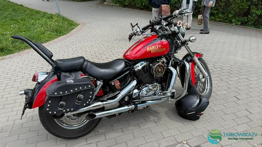 Rondo w centrum Tarnowa zablokowane. 38-letni motocyklista w szpitalu