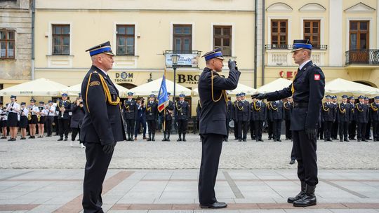 Uroczyste obchody Dnia Strażaka i 160-lecia tarnowskiej straży pożarnej [zdjęcia]