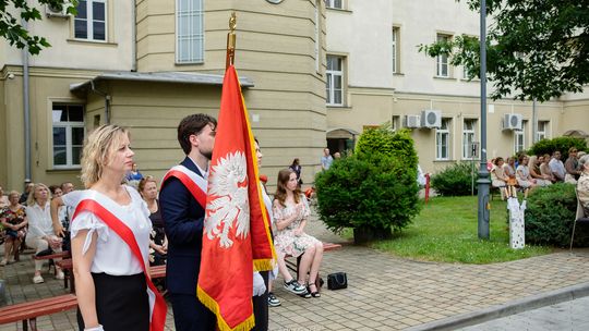 Msza polowa na dziedzińcu Szpitala im. E. Szczeklika z okazji 190-lecia [zdjęcia]