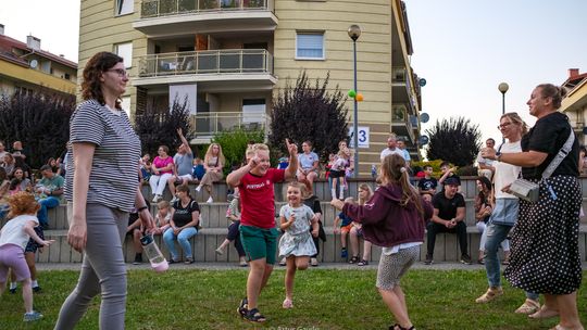 Potańcówka na osiedlu Zielonym [zdjęcia]