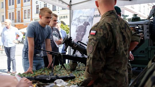 Piknik wojskowy na tarnowskim Rynku [zdjęcia]