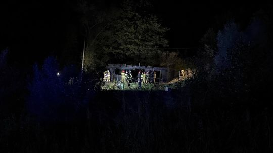 Tragiczny pożar w Dąbrówce Szczepanowskiej [zdjęcia]
