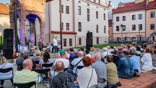 Szabatowy koncert grupy SZOFAR w Tarnowie [zdjęcia]
