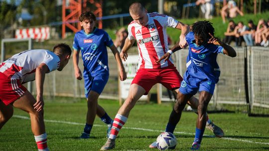 Derby Tarnowa: Unia rozbiła Tarnovię 0:3. Tylko gospodarze na trybunach [zdjęcia]