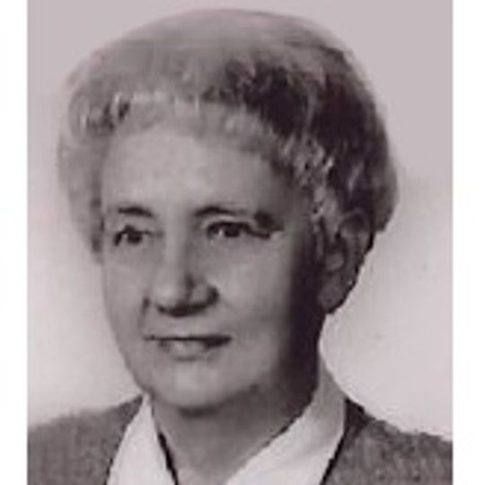 HALINA CARUK HALINA CARUK