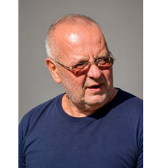 WIESŁAW NOWAK